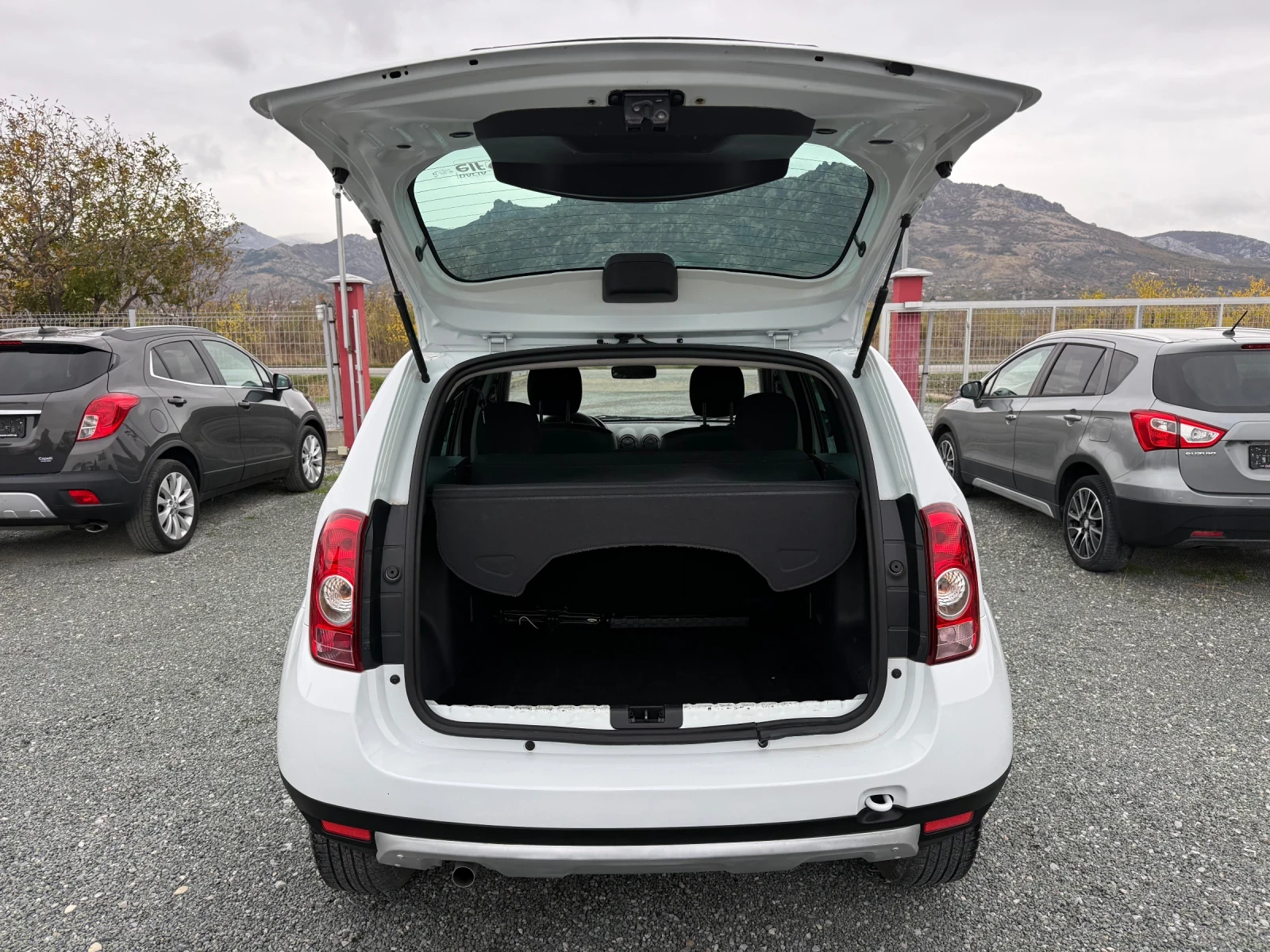 Dacia Duster (KATO ) | Mobile.bg   13