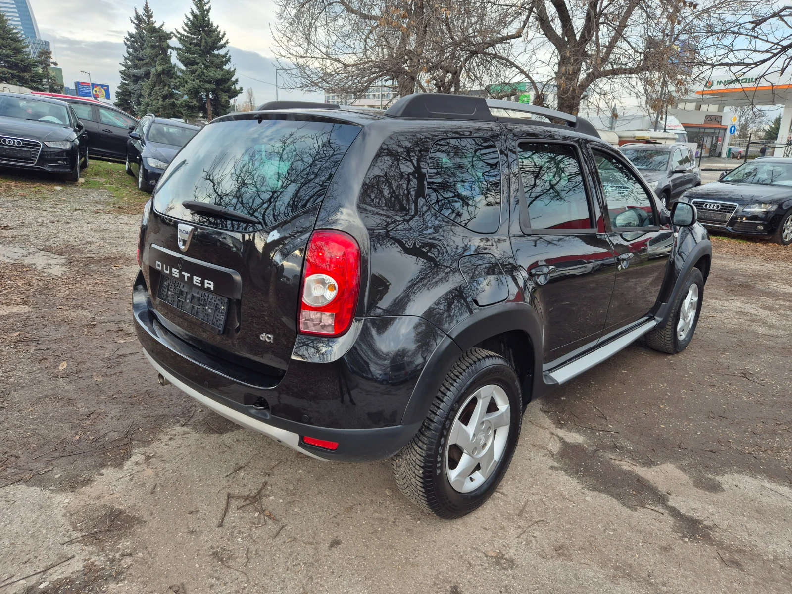 Dacia Duster 1.5DCI 4X4 LAURATE ВНОС ИТАЛИЯ БЕЗ РЪЖДИ И ЗАБЕЛЕЖ - изображение 5