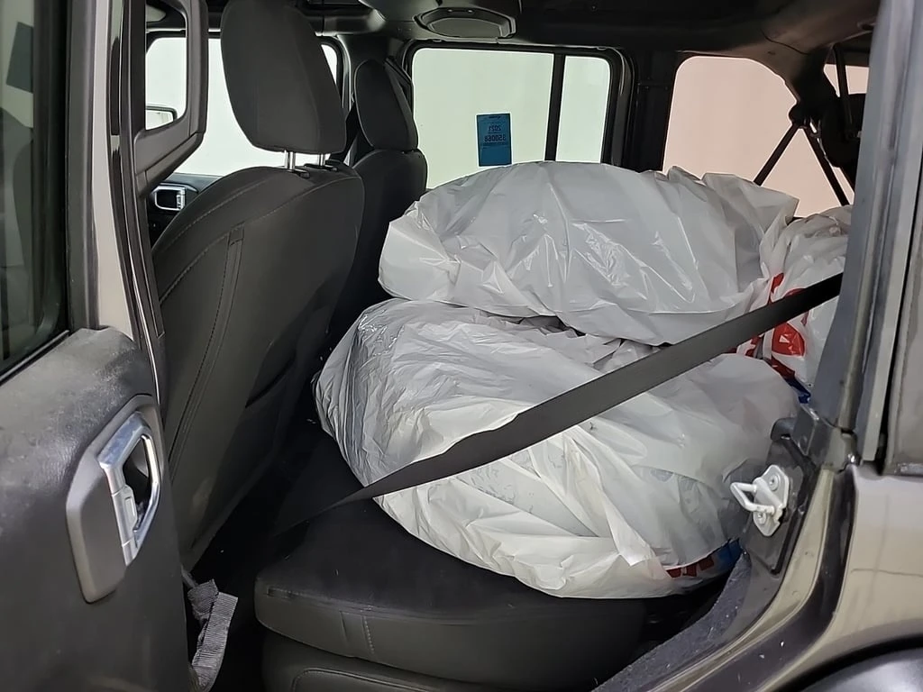 Jeep Wrangler * UNLIMITED SPORT * CARFAX * ���� �� �� | Mobile.bg � ����������� 13