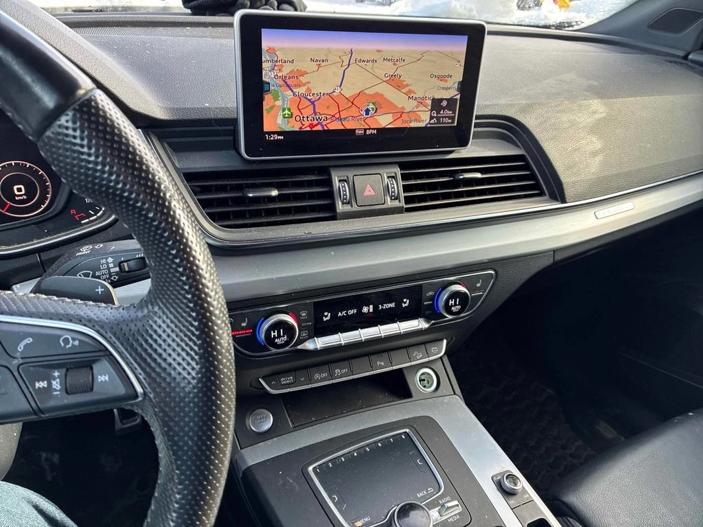 Audi Q5 2018 Technik * CARFAX * БЕЗ ПЪРВОНАЧАЛНА ВНОСКА - изображение 9