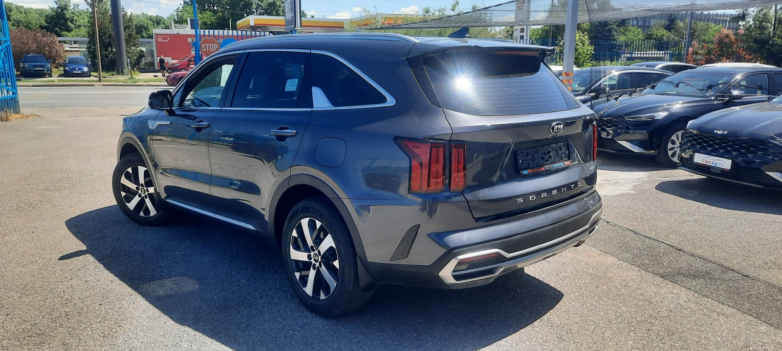 Kia Sorento Гаранция до 2г., Автосервиз, Резервни части сигурн, снимка 2 - Автомобили и джипове - 53488028