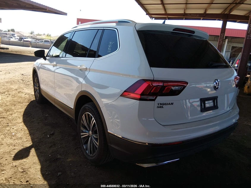 VW Tiguan 2.0l Volkswagen 2.0T Se/2.0T Sel/2.0T Sel R-Line/2, снимка 3 - Автомобили и джипове - 53942836