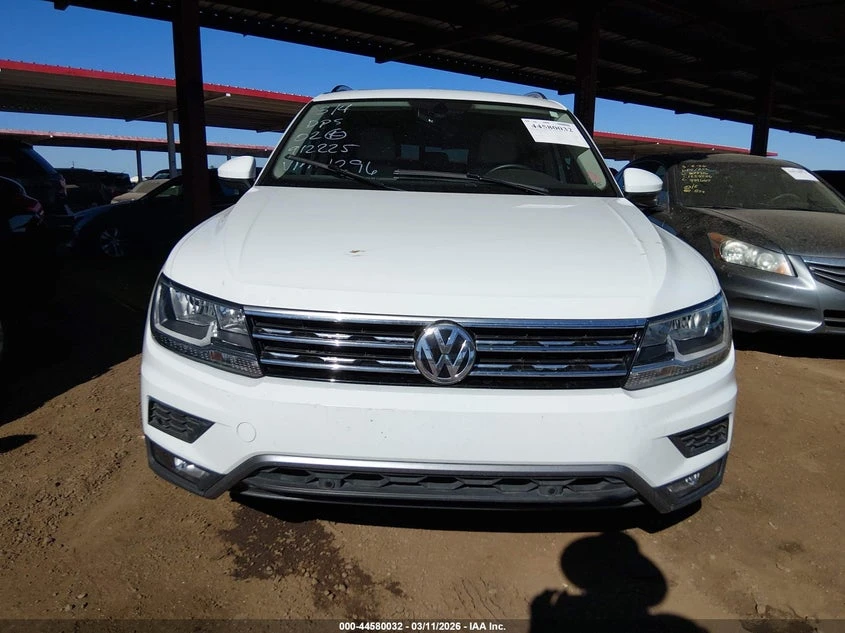 VW Tiguan 2.0l Volkswagen 2.0T Se/2.0T Sel/2.0T Sel R-Line/2, снимка 12 - Автомобили и джипове - 53942836