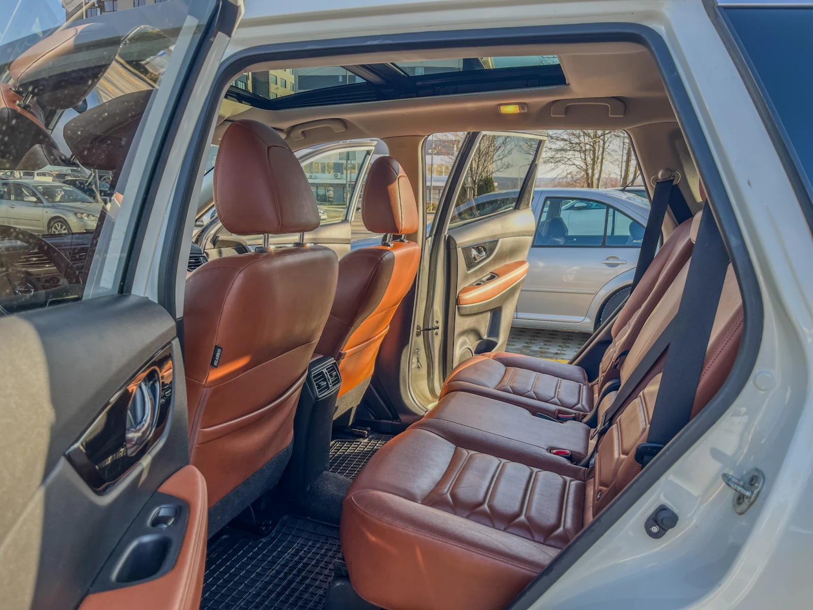 Nissan X-trail Tekn-a* Facelift* 4x4i* 128000km, снимка 13 - Автомобили и джипове - 53945305