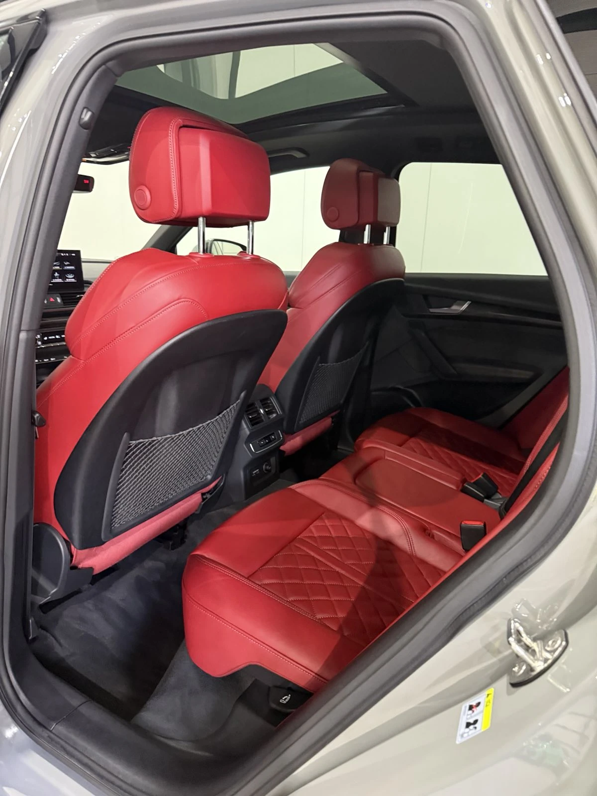 Audi SQ5 30T Black Optic, снимка 10 - Автомобили и джипове - 54441119
