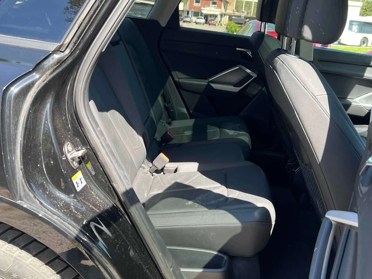 Audi Q3 Komfort| DIGITAL| ПАНОРАМА| CARFAX| АВТОКРЕДИТ, снимка 16 - Автомобили и джипове - 54754519