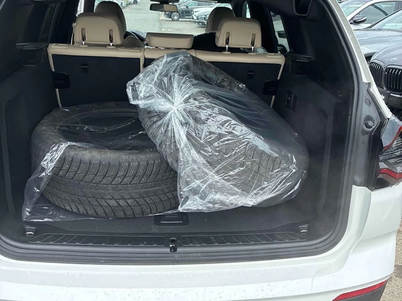 BMW X3 xDrive30i| PANORAMA| ПОДГРЕВИ| ПАМЕТ| 2 ЧИФТА ГУМИ, снимка 10 - Автомобили и джипове - 54859942