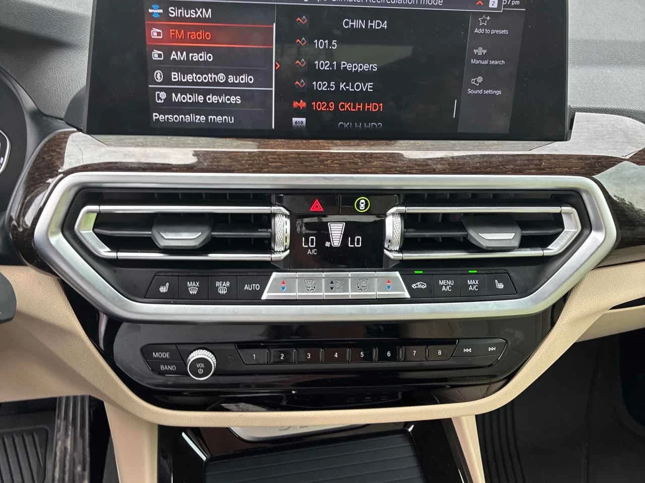BMW X3 xDrive30i| PANORAMA| ПОДГРЕВИ| ПАМЕТ| 2 ЧИФТА ГУМИ, снимка 8 - Автомобили и джипове - 54859942