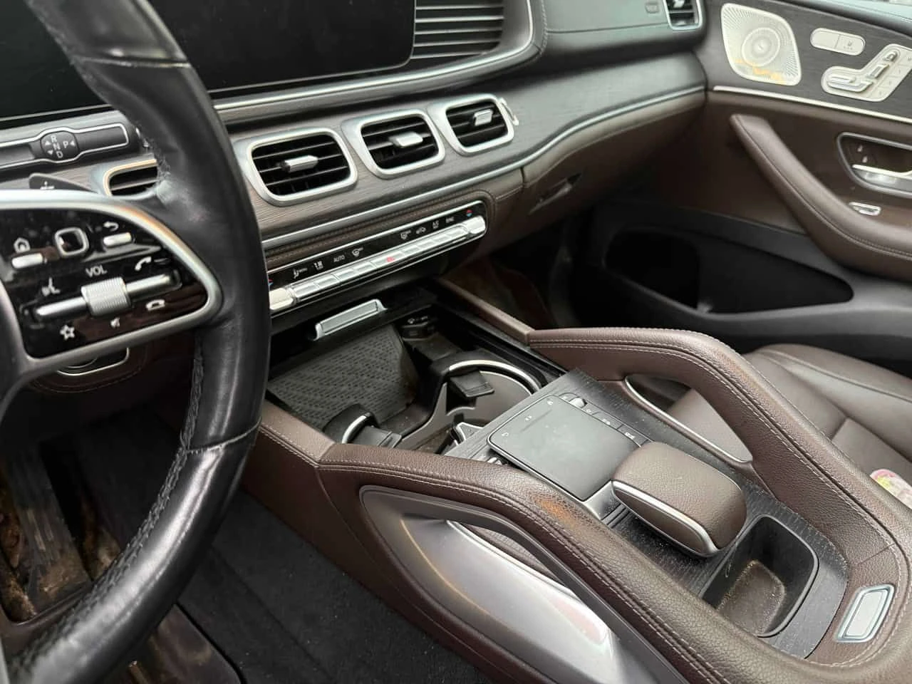 Mercedes-Benz GLE 350 BURMESTER * CARFAX * ОПЦИЯ ЗА ФИНАНСИРАНЕ, снимка 9 - Автомобили и джипове - 55286167