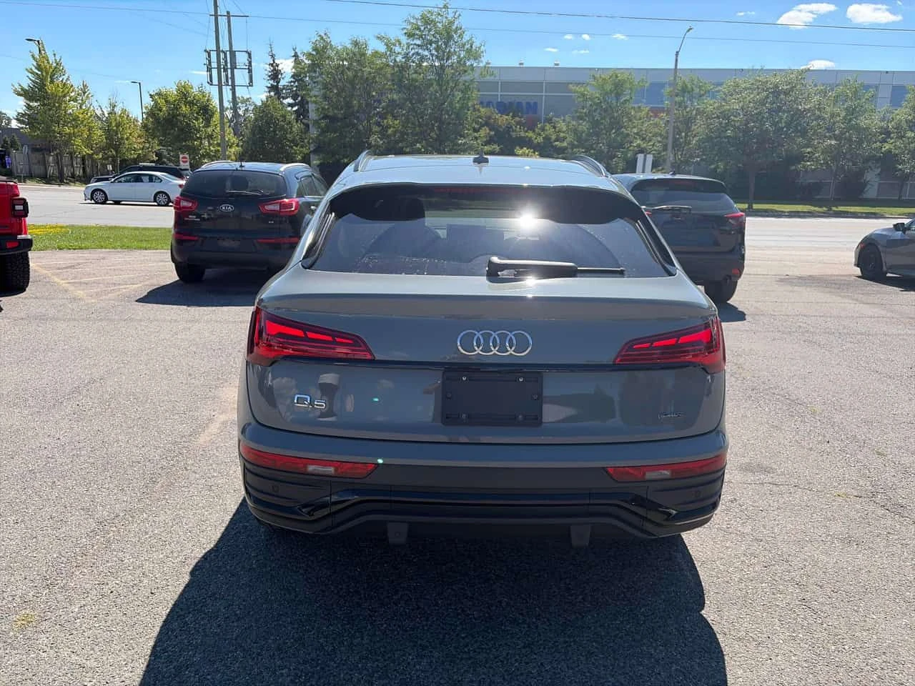 Audi Q5 Progressiv Sportback | CARFAX | АВТОКРЕДИТ, снимка 5 - Автомобили и джипове - 55483095