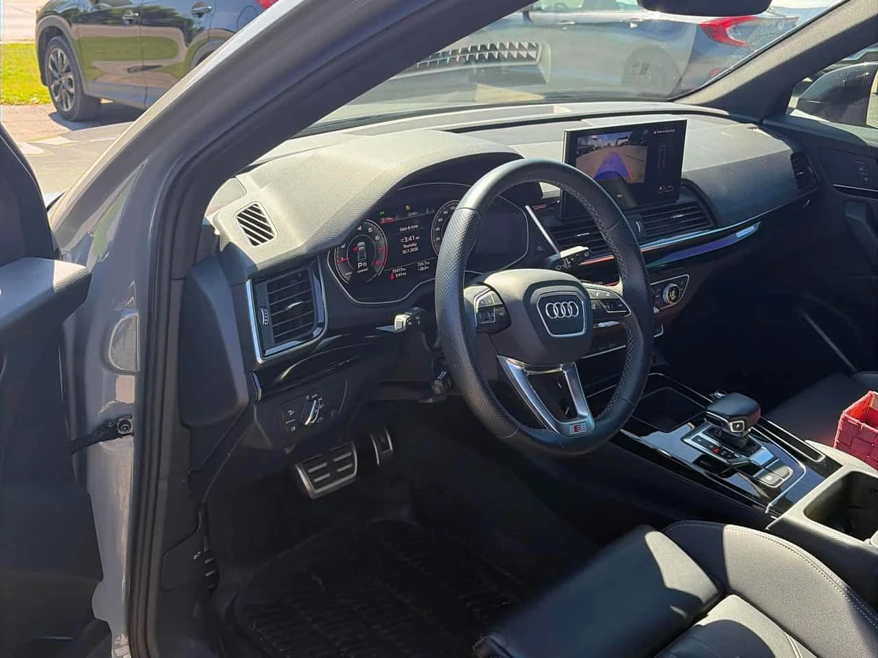 Audi Q5 Progressiv Sportback | CARFAX | АВТОКРЕДИТ, снимка 7 - Автомобили и джипове - 55483095