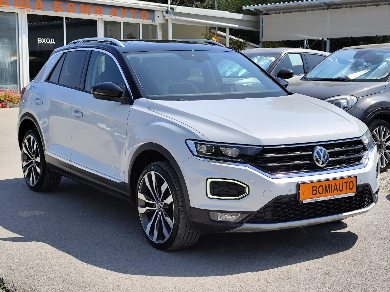 VW T-Roc 2.0TDi* ADVANCED* АВТОМАТИК* 4Х4* ПАНОРАМА, снимка 3 - Автомобили и джипове - 55640062