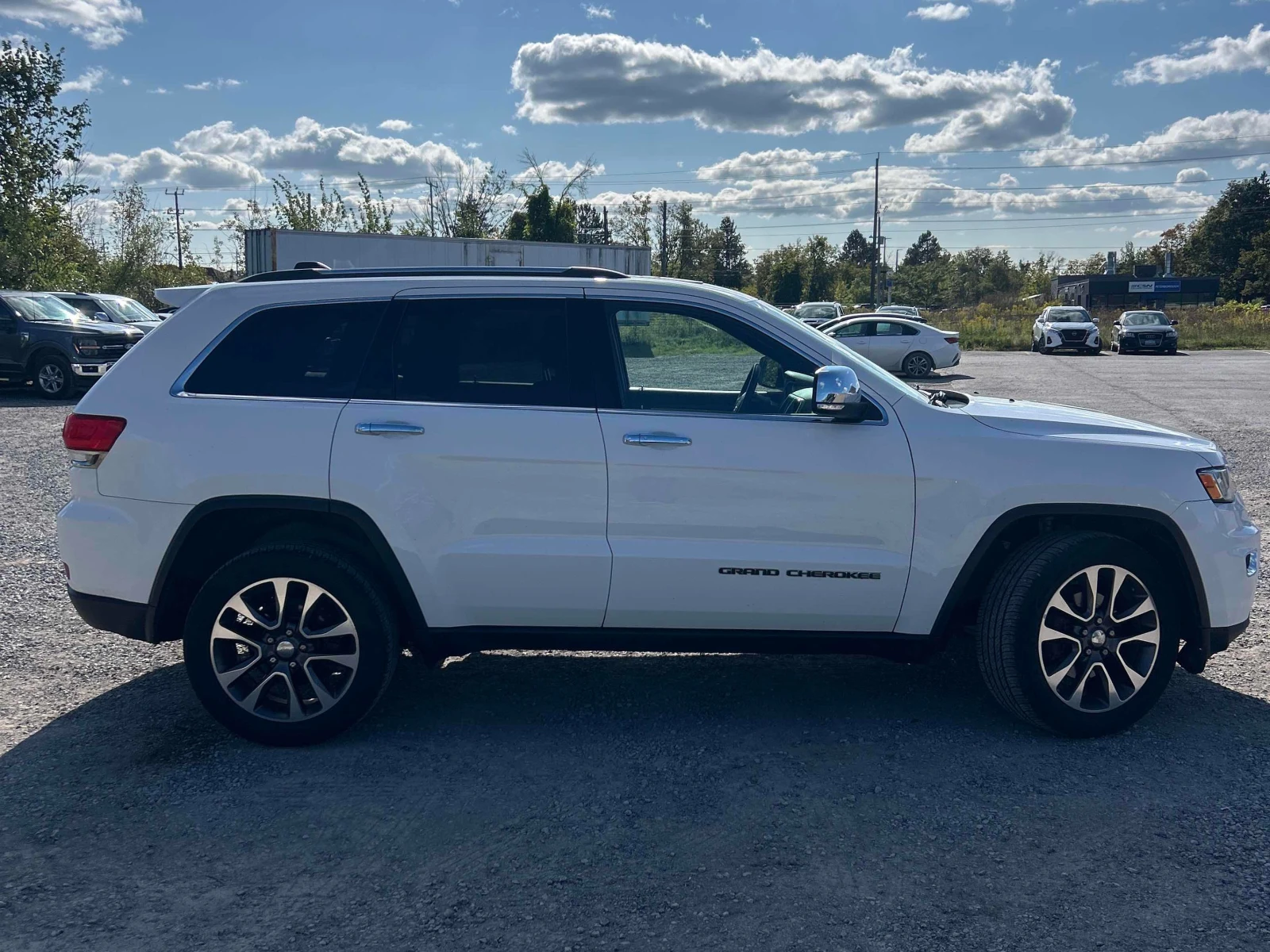 Jeep Grand cherokee * LIMITED * CARFAX * ФИНАНСИРАНЕ* КЛИП, снимка 3 - Автомобили и джипове - 56076318