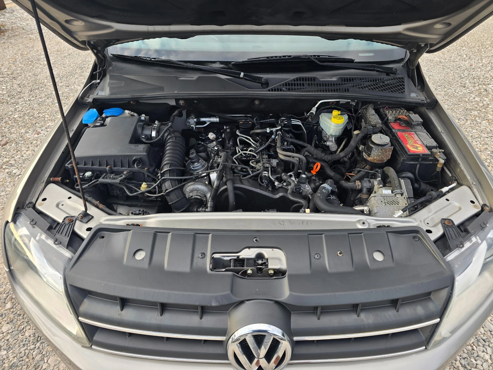 VW Amarok 2.0TDI 122кс 4MOTION, снимка 16 - Автомобили и джипове - 56269263