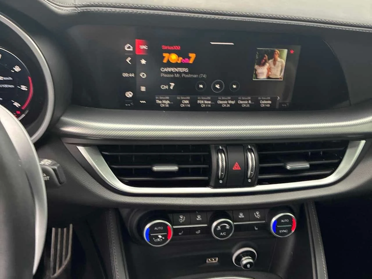 Alfa Romeo Stelvio  AWD / Harman Kardon / Distronic / ����������  | Mobile.bg � ����������� 9