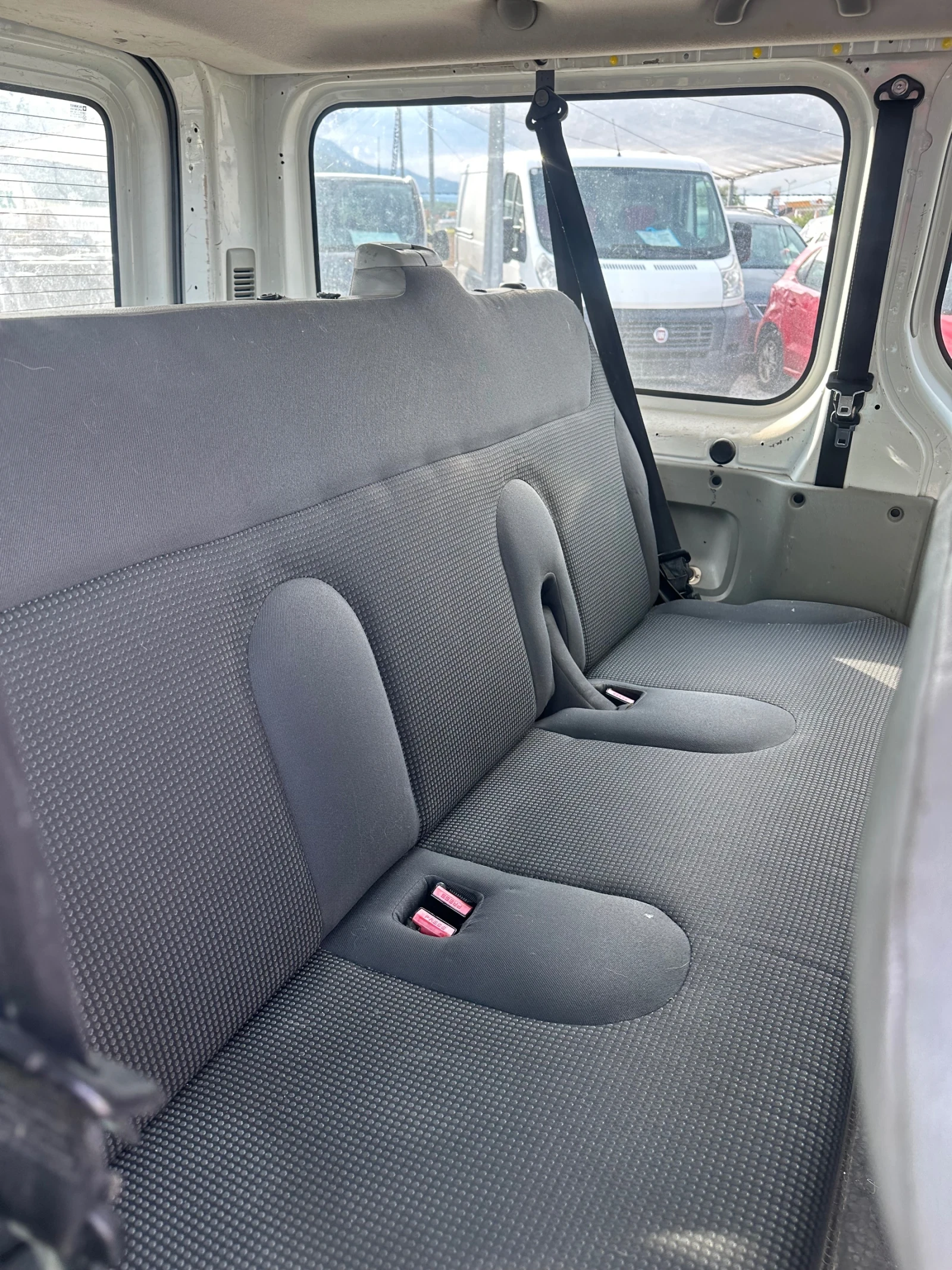 Opel Vivaro 2.0/115  9   | Mobile.bg   12