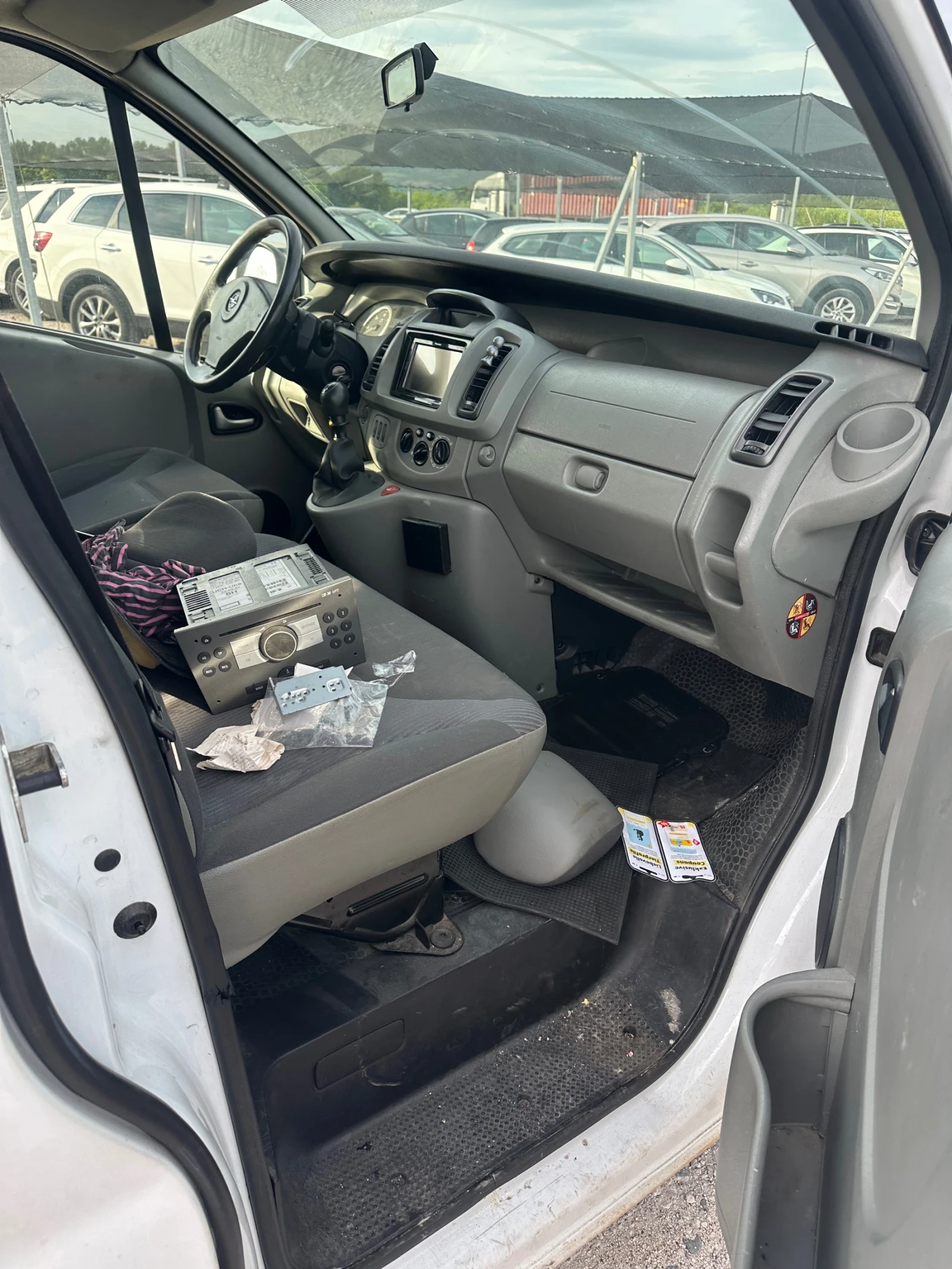 Opel Vivaro 2.0/115  9   | Mobile.bg   14