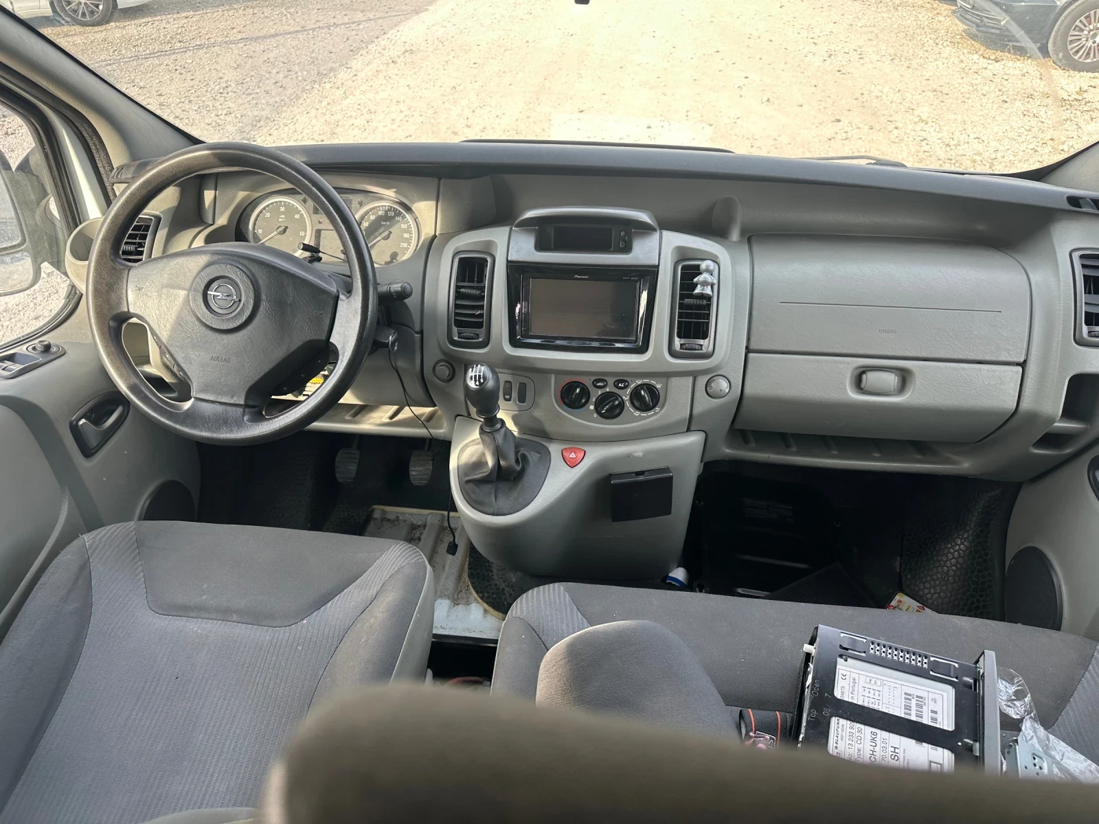 Opel Vivaro 2.0/115  9   | Mobile.bg   13