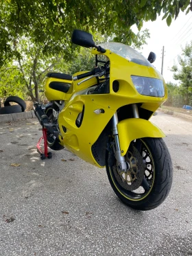 Suzuki Gsxr 750 srad, снимка 2