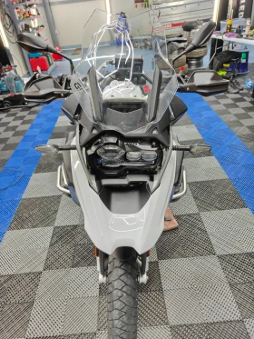 BMW R R 1250 GS KAYLESS, SIDEBAGS, HEATED SEAT&GRIPS , снимка 8