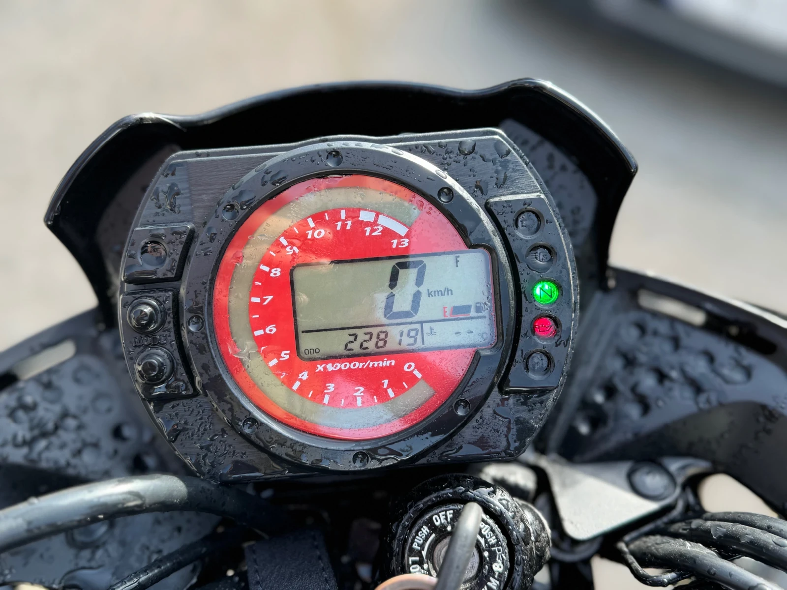 Kawasaki Z 750, снимка 14 - Мотоциклети и мототехника - 53776553