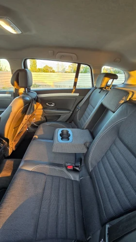 Renault Laguna Grandtour 2.0T (LPG), снимка 11