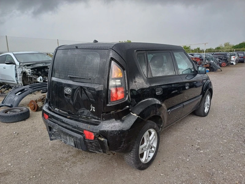 Kia Soul 1.6crdi-128кс-на части, снимка 3 - Автомобили и джипове - 46763223