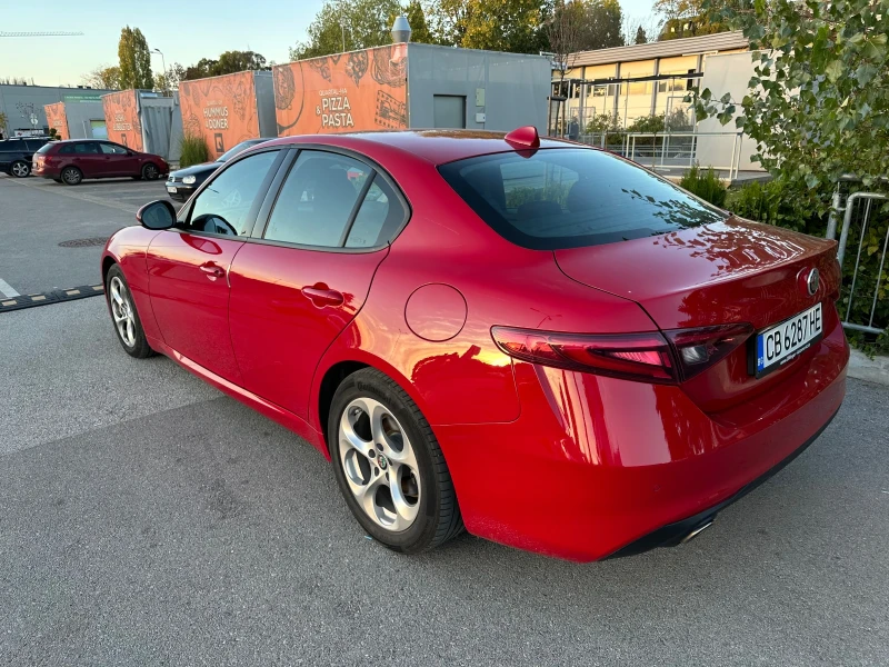 Alfa Romeo Giulia 2.2 MultiJet, снимка 3 - Автомобили и джипове - 47611794