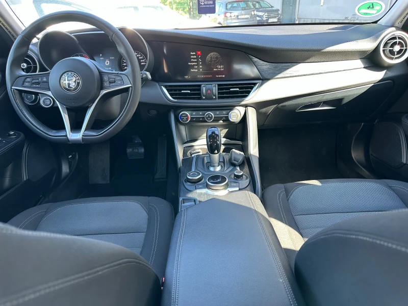 Alfa Romeo Giulia 2.2 MultiJet, снимка 10 - Автомобили и джипове - 47611794