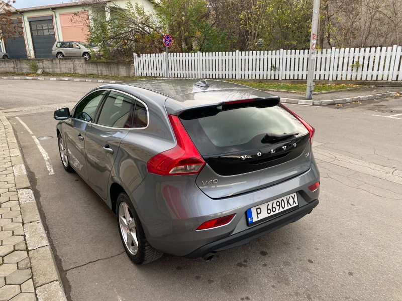 Volvo V40, снимка 1 - Автомобили и джипове - 48080284