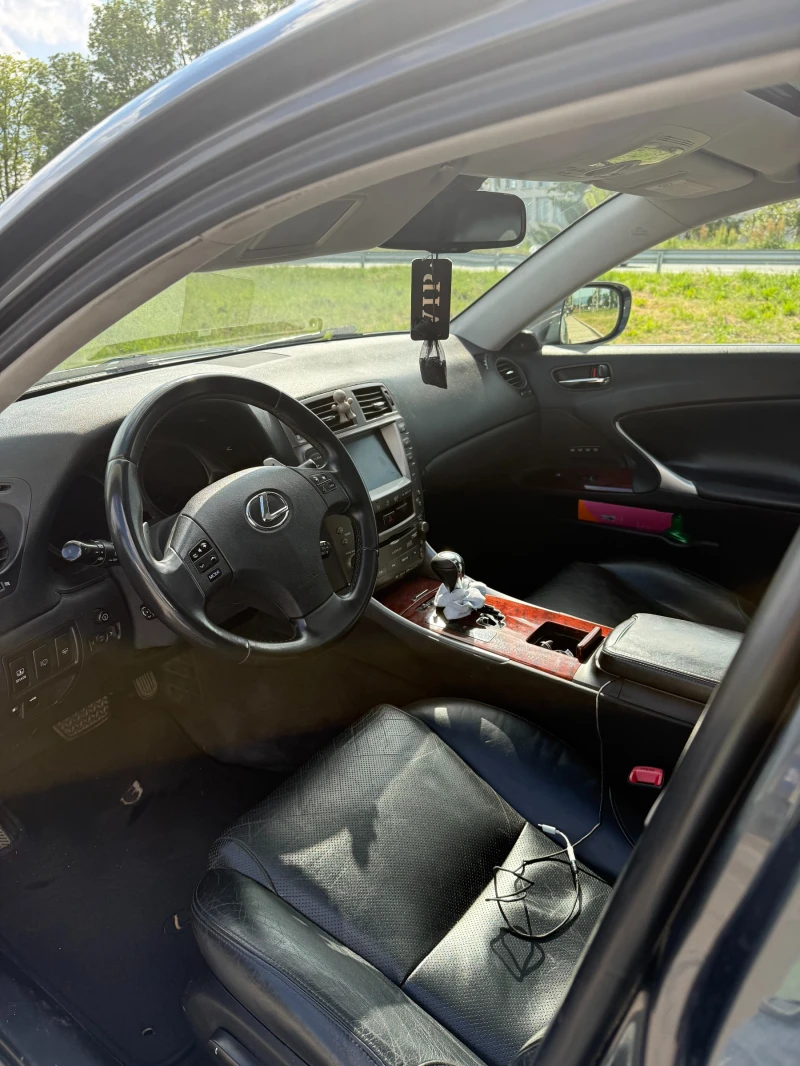 Lexus IS 250, снимка 15 - Автомобили и джипове - 52652857