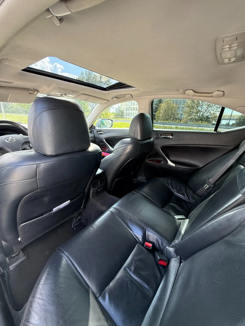 Lexus IS 250, снимка 17 - Автомобили и джипове - 52652857