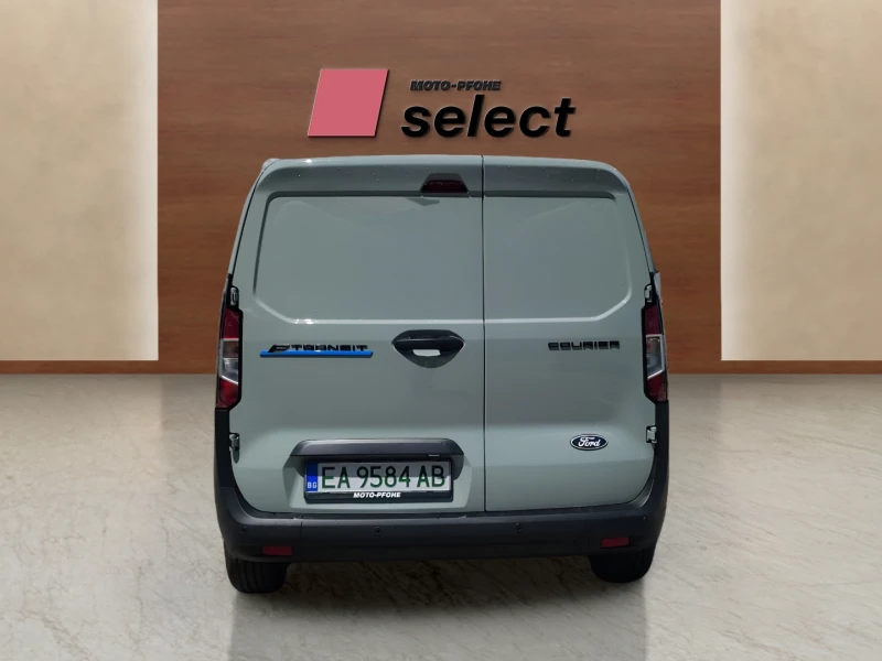 Ford Courier 100, снимка 4 - Автомобили и джипове - 51110791