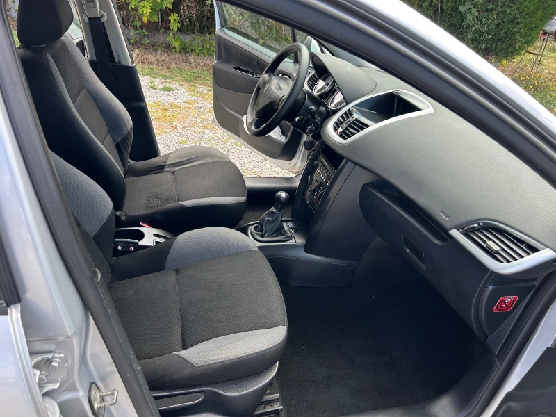 Peugeot 207 1.4I EURO4, снимка 13 - Автомобили и джипове - 51564132