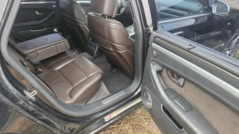 Audi S8, снимка 6 - Автомобили и джипове - 52435607