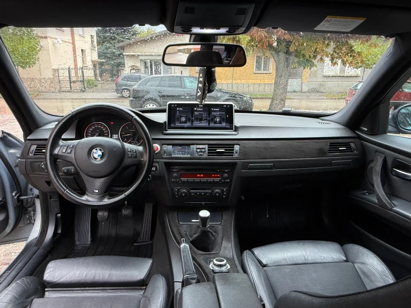 BMW 330 XD 231кс M-PACKET, снимка 12 - Автомобили и джипове - 52227897