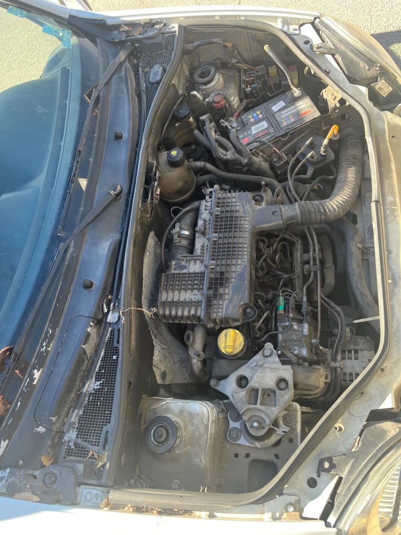 Renault Kangoo 1.5 dci 82кс N1, снимка 15 - Автомобили и джипове - 52235010