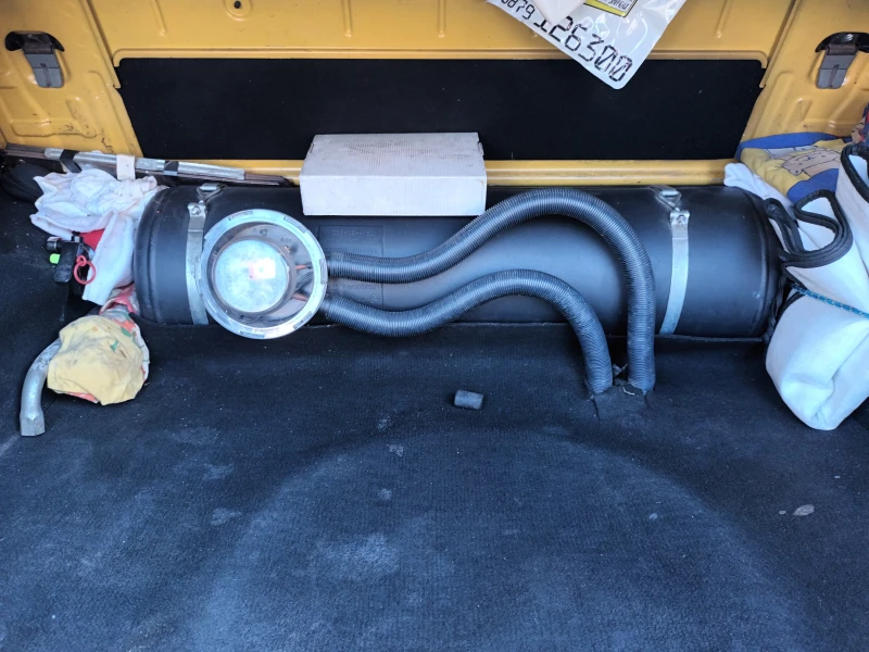 Dacia Logan 1.6 / Gas, снимка 13 - Автомобили и джипове - 52255616