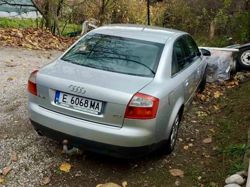 Audi A4 2.0 LPG, снимка 10 - Автомобили и джипове - 52482180