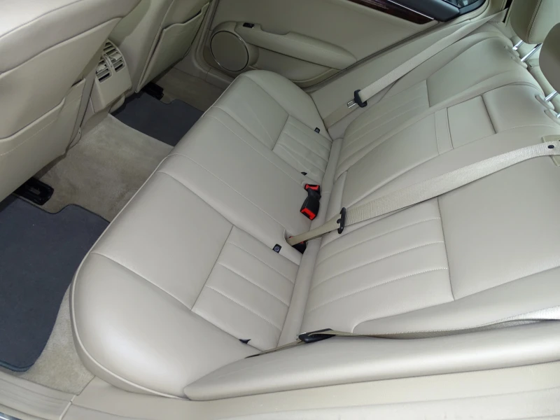Mercedes-Benz C 250 2.2CDI_204 Коня_Холандия_* , снимка 12 - Автомобили и джипове - 53041549