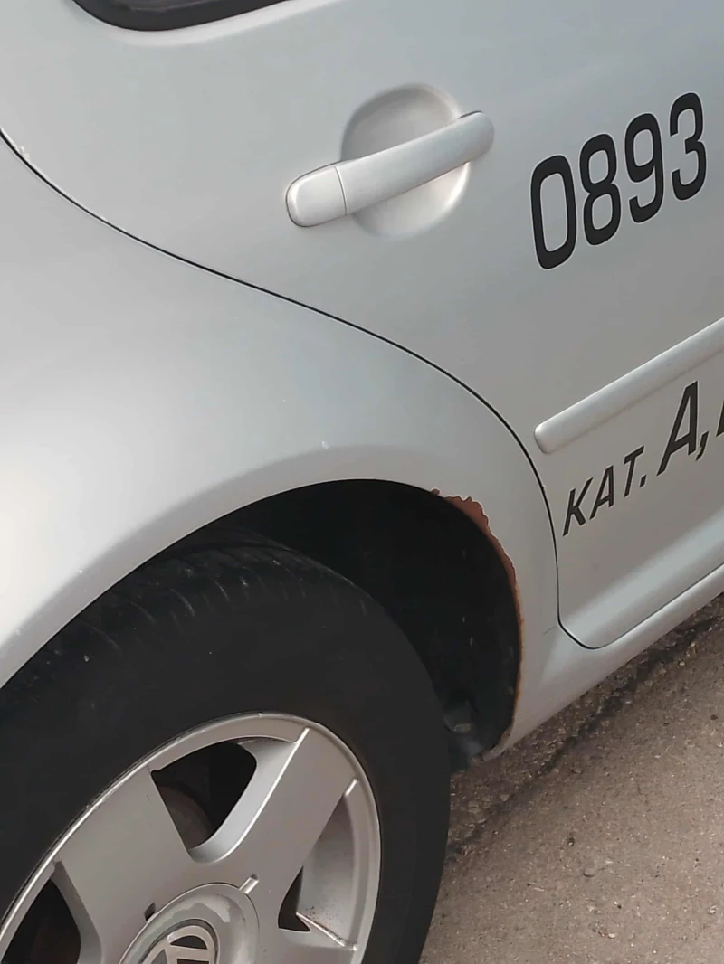 VW Golf, снимка 2 - Автомобили и джипове - 53154529