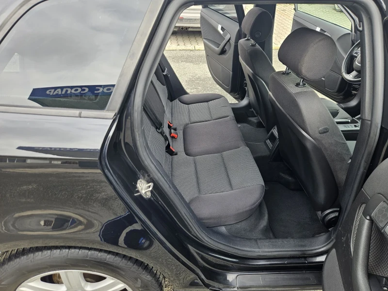 Audi A3 2.0tdi s-line 140ps automat navi, снимка 9 - Автомобили и джипове - 53398718