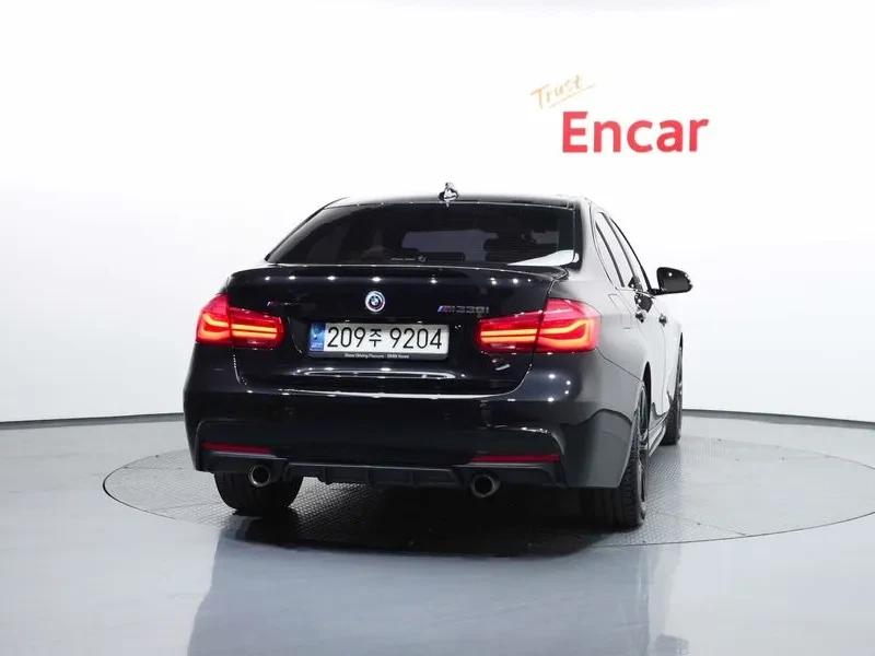 BMW 330 (F30) 330I M Sports, снимка 7 - Автомобили и джипове - 54873439