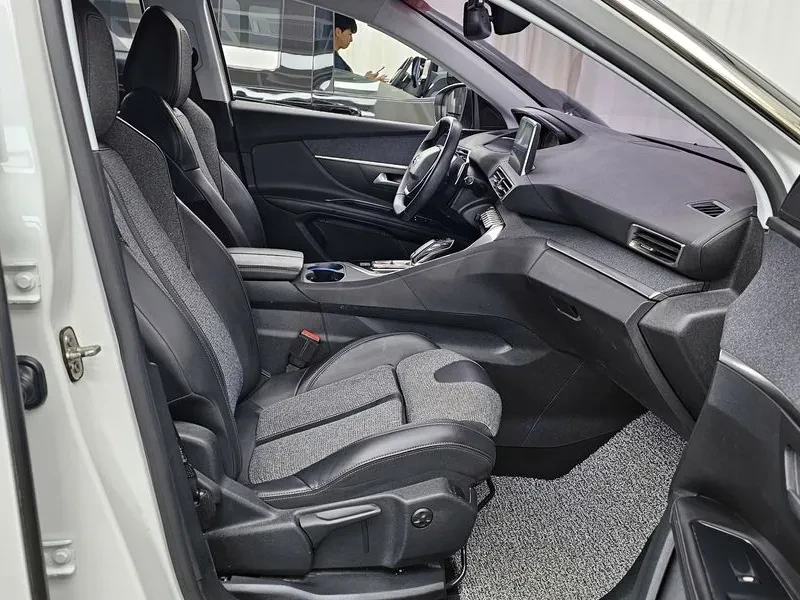 Peugeot 5008 1.5 BLUEHDI ALLURE, снимка 11 - Автомобили и джипове - 55277683