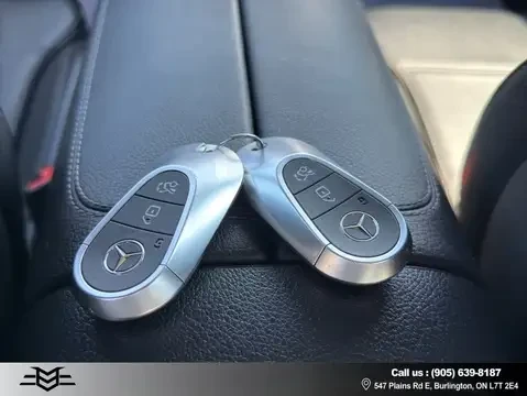 Mercedes-Benz C 300 4Matic* Burmester* Distronic* 1 собственик, снимка 14 - Автомобили и джипове - 55602465