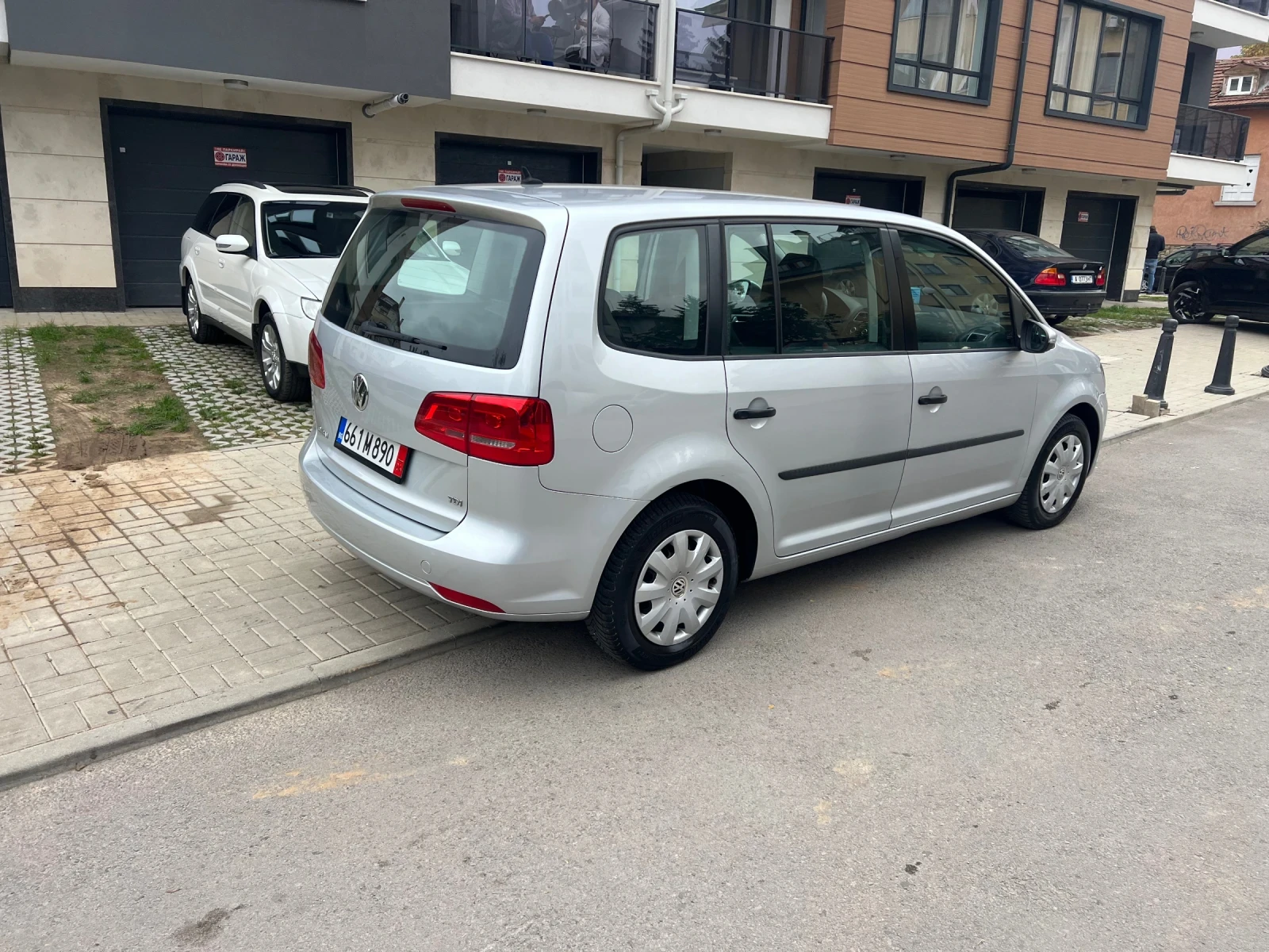 VW Touran 1.6TDI 105кс - изображение 7