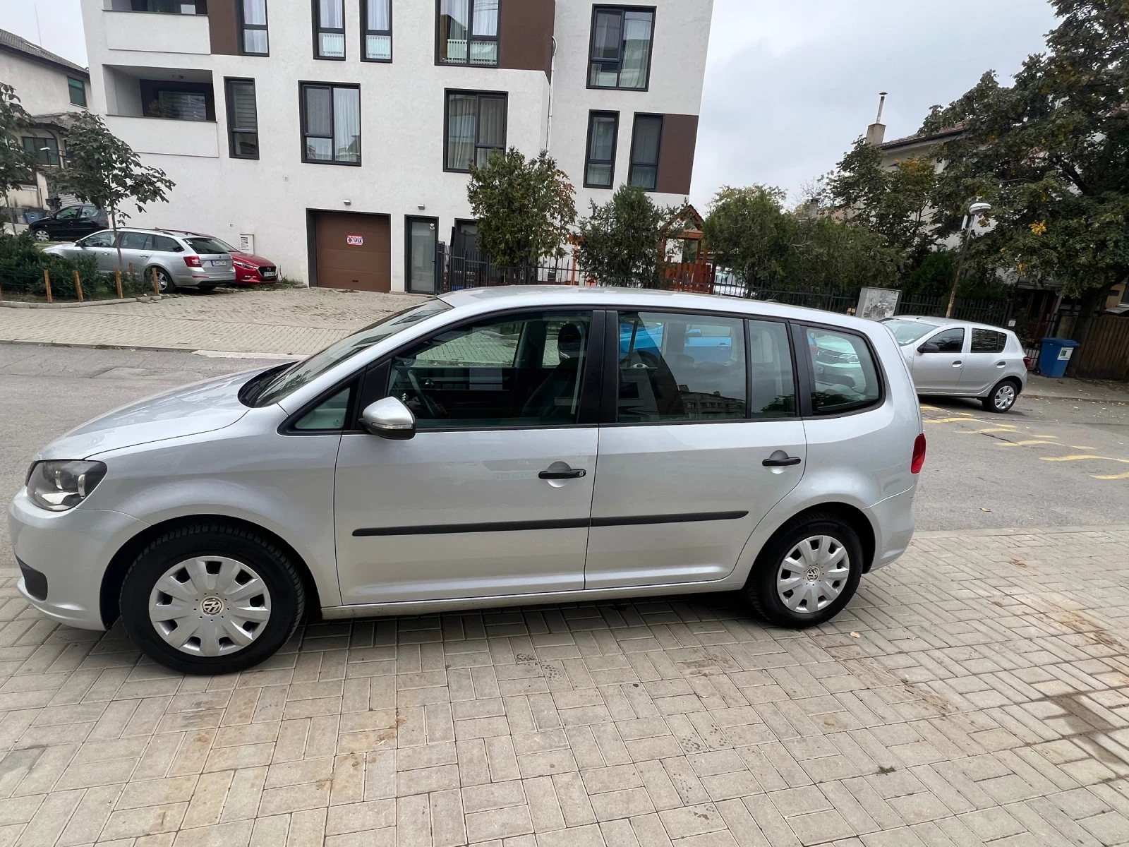 VW Touran 1.6TDI 105кс - изображение 4