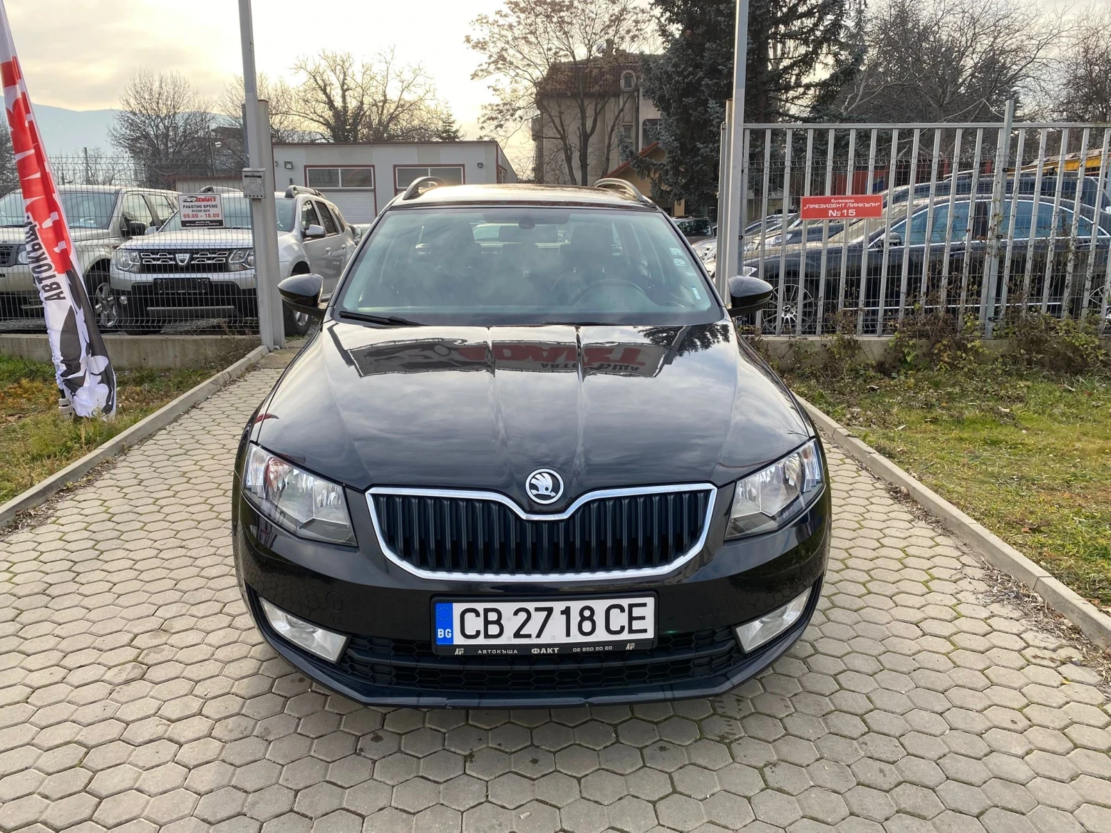 Skoda Octavia 2.0TDi/AVTOMAT/NAVI - изображение 2