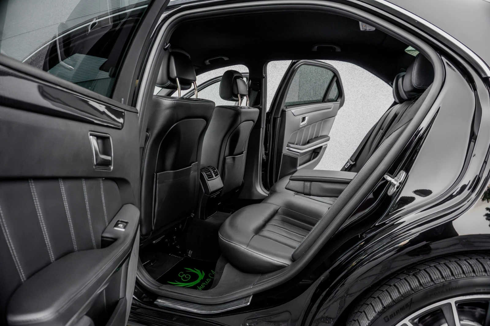 Mercedes-Benz E 220 D* BLUETEC* AMG-LINE* CARBON - изображение 10