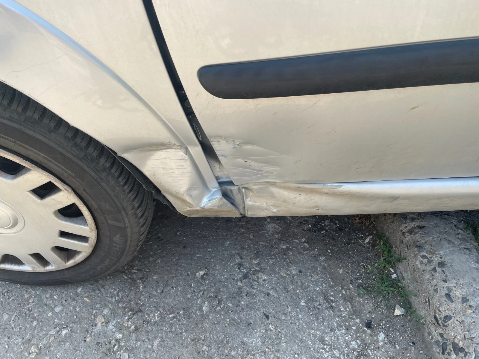 Citroen C3 HDI 1.4 - изображение 3